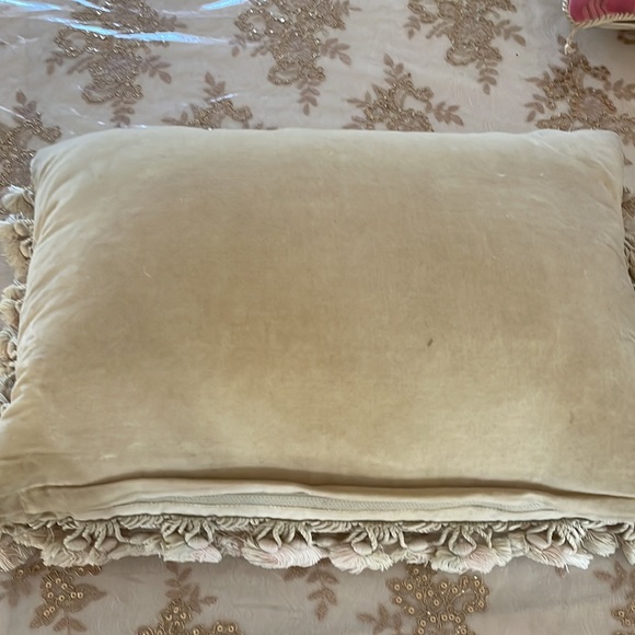 Vintage Needle Point Embroidered Floral Pillow - Picture 2 of 2